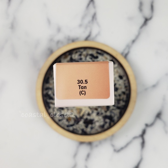 IT Cosmetics Bye Bye Undereye Illumination Concealer | 30.5 TAN (Discontinued) - Picture 4 of 6